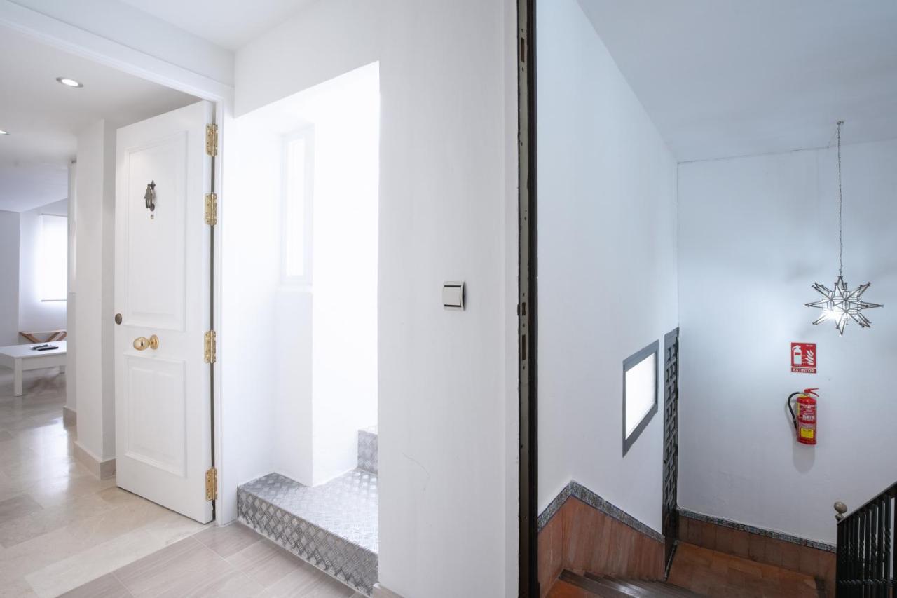 Apartament Historic Building Cathedral Sewilla Zewnętrze zdjęcie